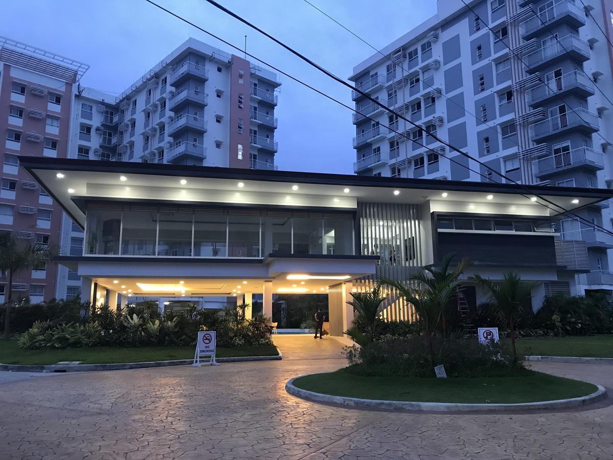 Mivesa Garden Residences By Cec セブ市 エクステリア 写真